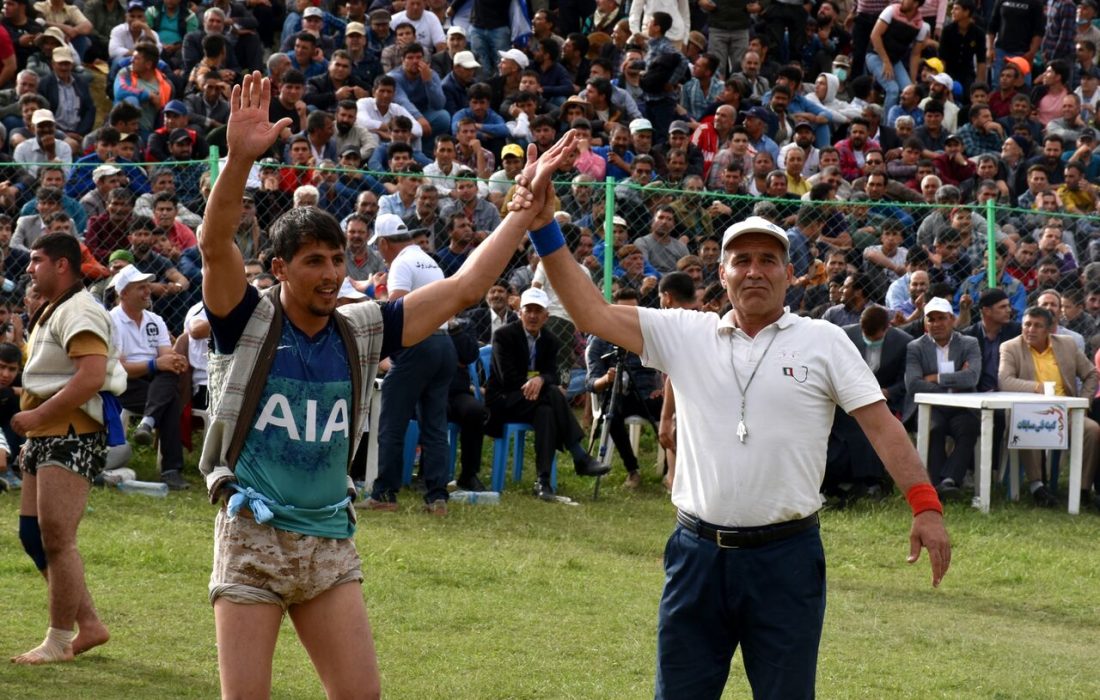 تیم قوچان مقام نخست مسابقات کشوری کشتی با چوخه را از آن خود کرد