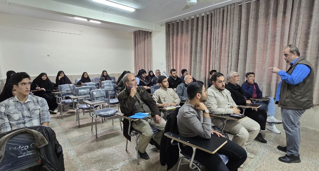 برگزاری دوره توانمندسازی دبیران کنگره شهدا در قوچان