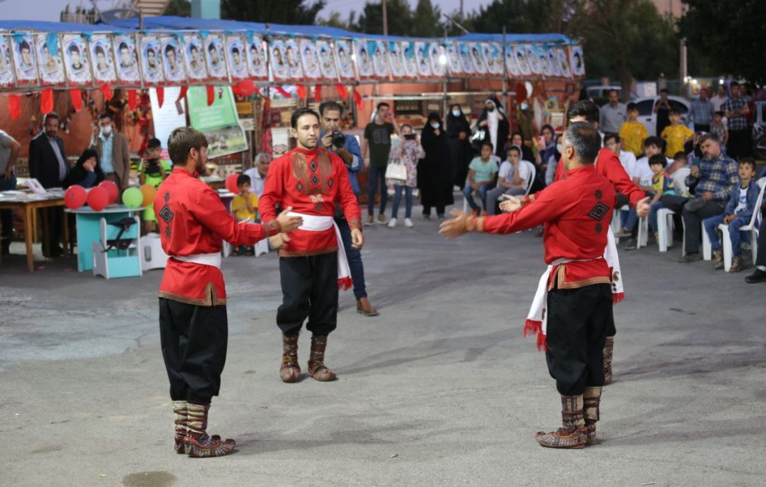 گزارش تصویری اجرای اولین جشنواره شکرانه گندم در قوچان